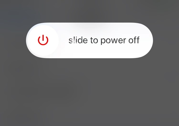 Apagar y encender el iPhone o iPad sin un botón de encendido de trabajo