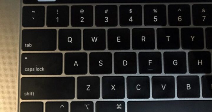 La barra táctil del MacBook Pro se atasca en la pantalla negra y sólo se muestra Esc? Aquí está el arreglo