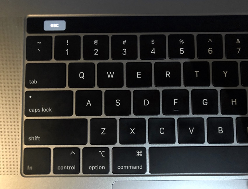 ¿La barra táctil del MacBook Pro está atascada en la pantalla negra y sólo aparece Esc? Esta es la solución