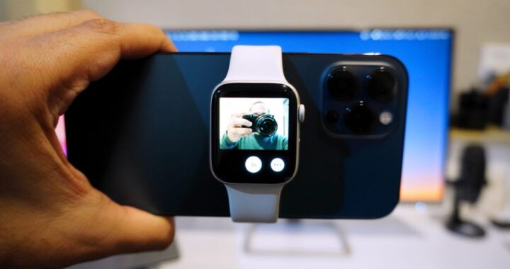 Cómo tomar selfies con las cámaras traseras del iPhone usando tu Apple Watch (truco)